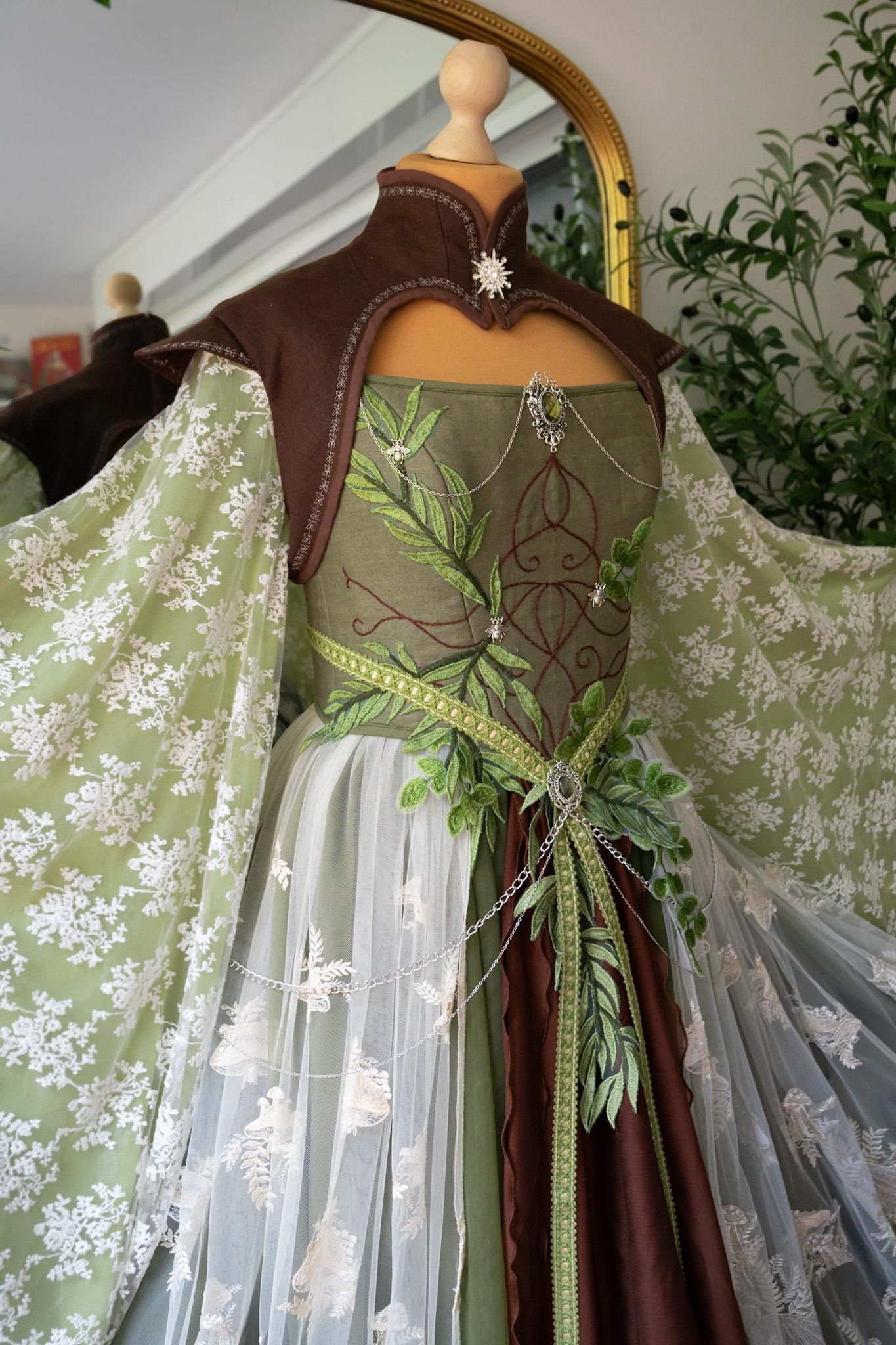woodland-fae-wedding-dress